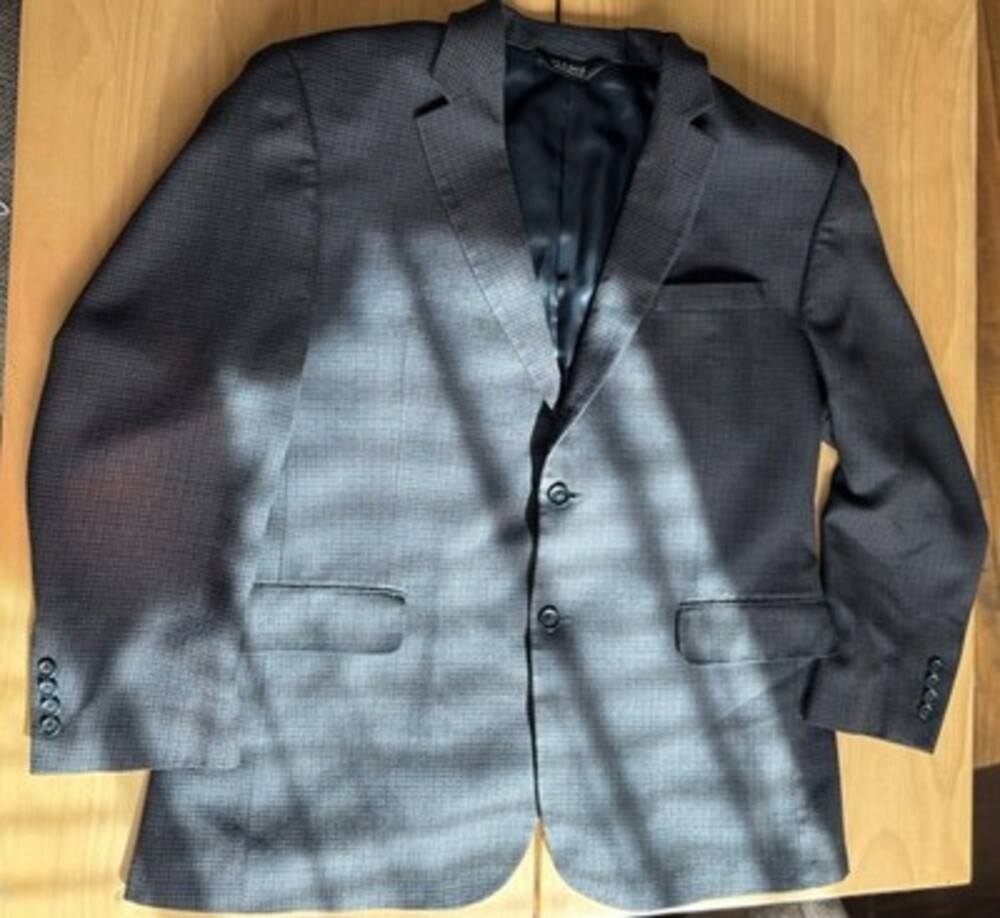 Jos A Banks Size 46 R Navy Blue Plaid Suit Jacket